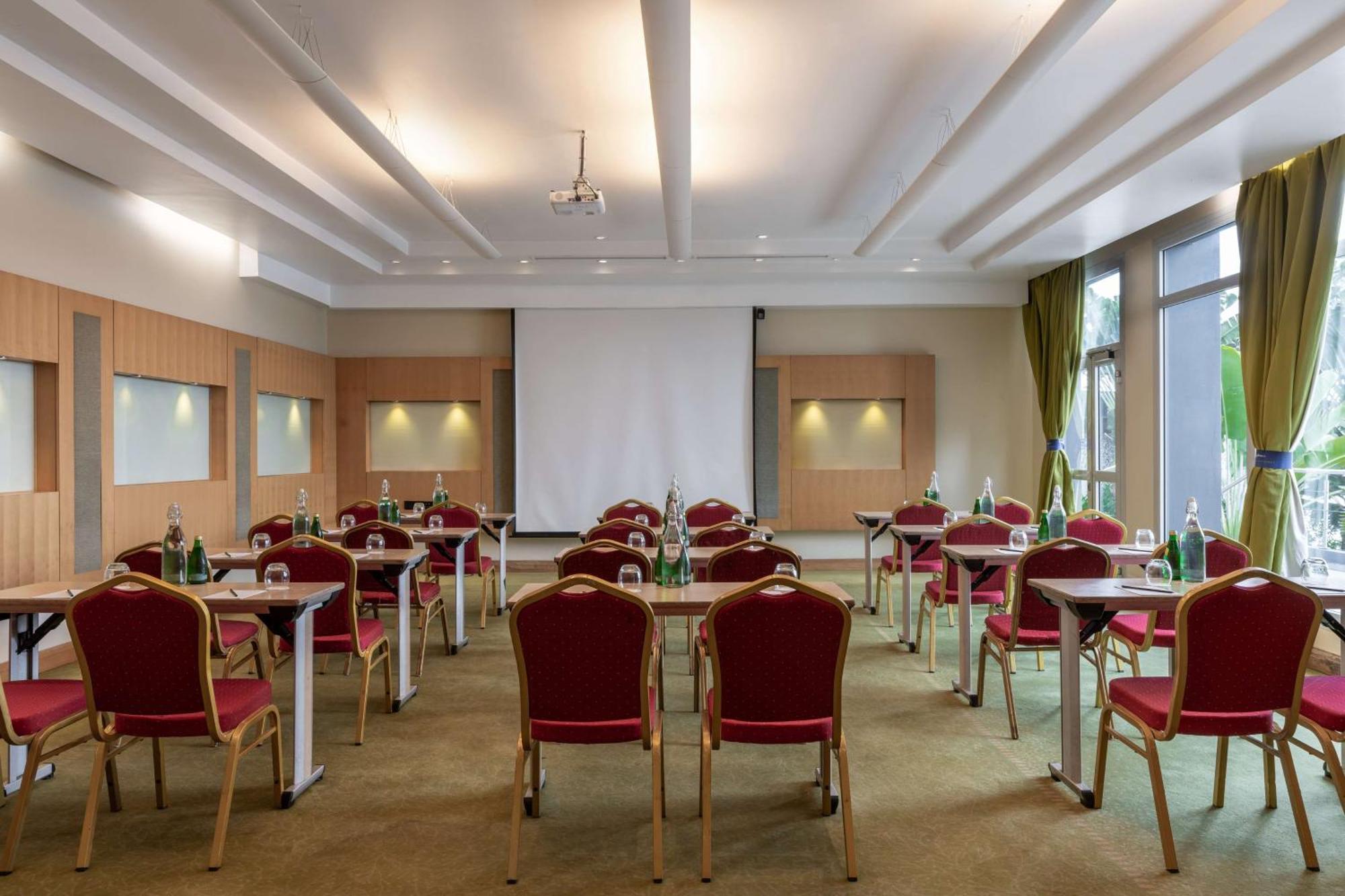 Radisson Blu Anchorage Hotel Lagos Bagian luar foto